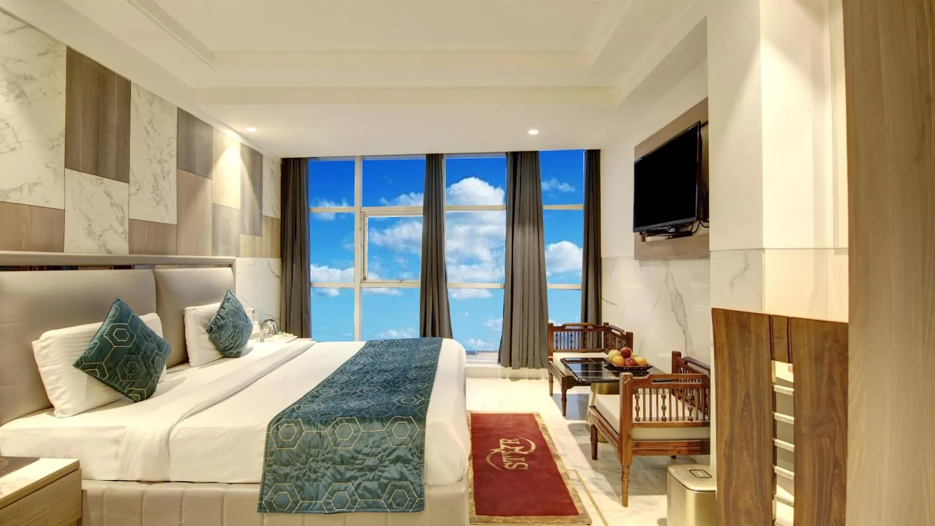 ***  Hotel International Inn - Near Delhi Airport New Delhi India