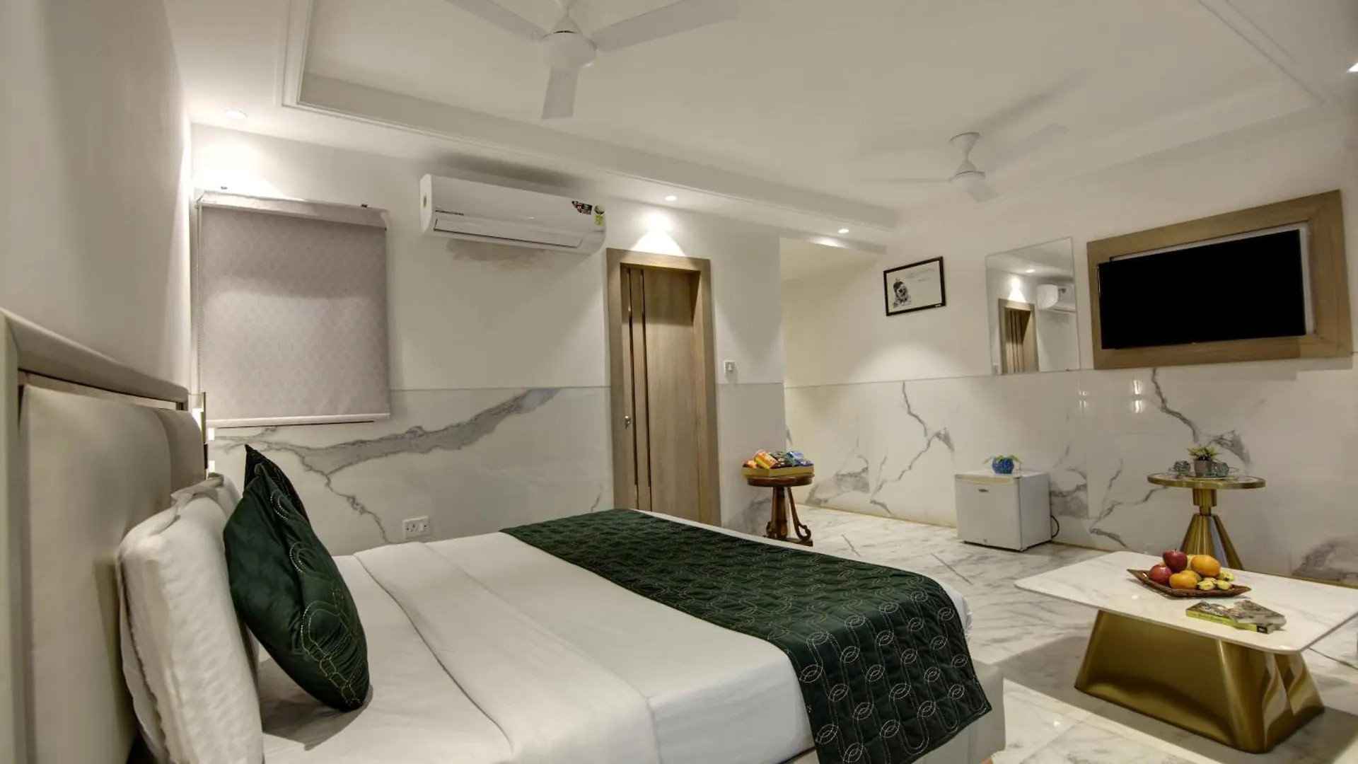 Hotel International Inn - Near Delhi Airport New Delhi