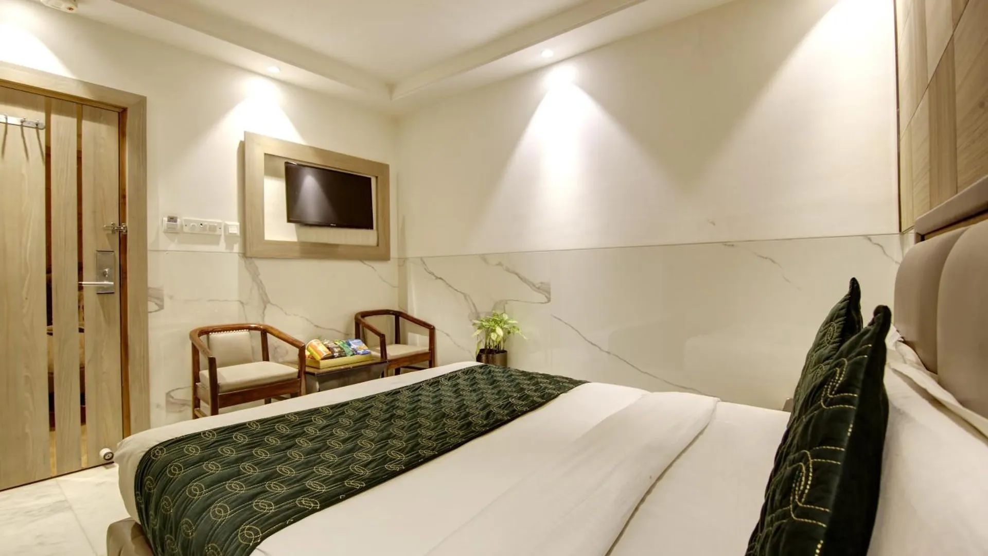 Hotel International Inn - Near Delhi Airport New Delhi